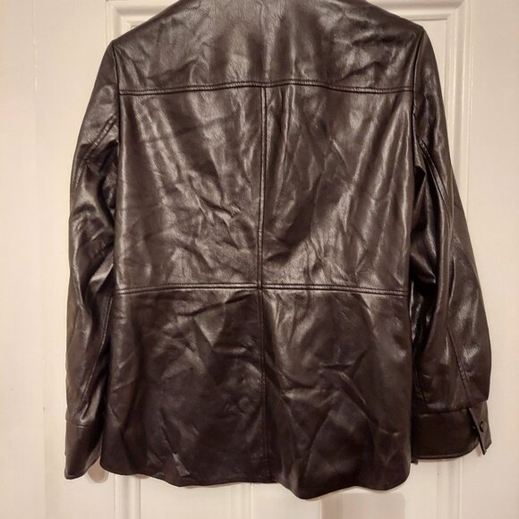 NWOT Chico's Black Faux Leather Shacket size 2 (12/14) - Picture 2 of 3